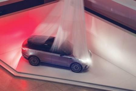 Weltpremiere in London: Neuer Range Rover Velar feierlich im Design Museum enthüllt