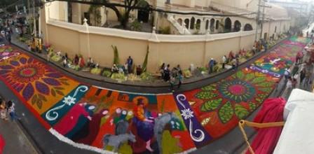 Comayagua's Sawdust Carpets: A Colorful Way to Celebrate the Holy Week