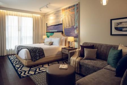 SOPHY Hyde Park Opens in Chicago