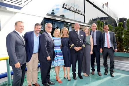 AmaWaterways begrüßt offiziell die revolutionäre AmaMagna mit festlicher Schiffstaufe