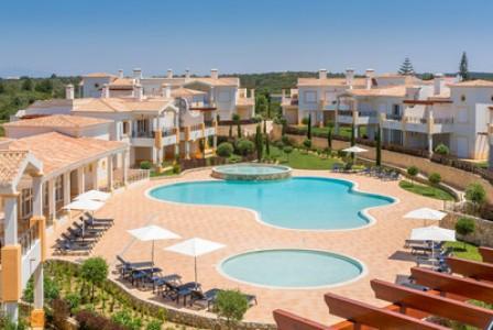 NAU Hotels & Resorts : Salema Beach Village - Kommen Sie zu uns und entdecken Sie den verborgenen Zauber der Algarveküste