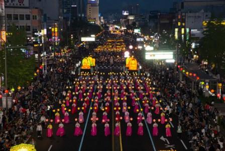 Korea's 'YeonDeungHoe' (Lantern Lighting Festival) Listed As UNESCO Intangible Cultural Heritage of Humanity