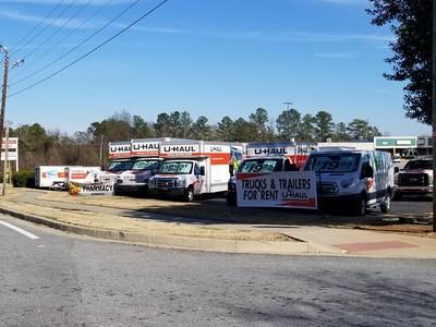 Adaptive Reuse of Athens Plaza: U-Haul to Offer Self-Storage to UGA Students